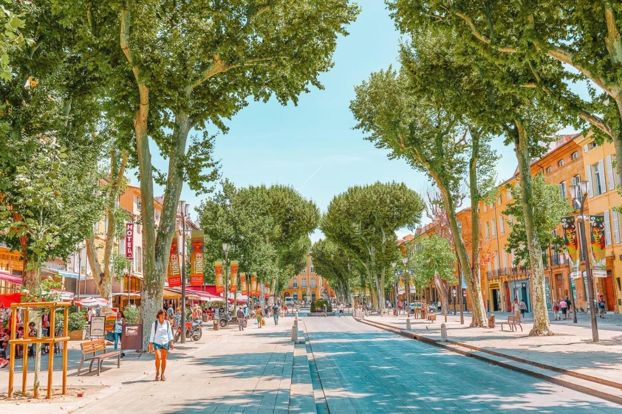 Logement Prive, Spacieux Et Moderne, Situe Entre Le Luberon, La Cote Marseillaise, La Provence Et Ses Richesses. Pertuis Exterior photo